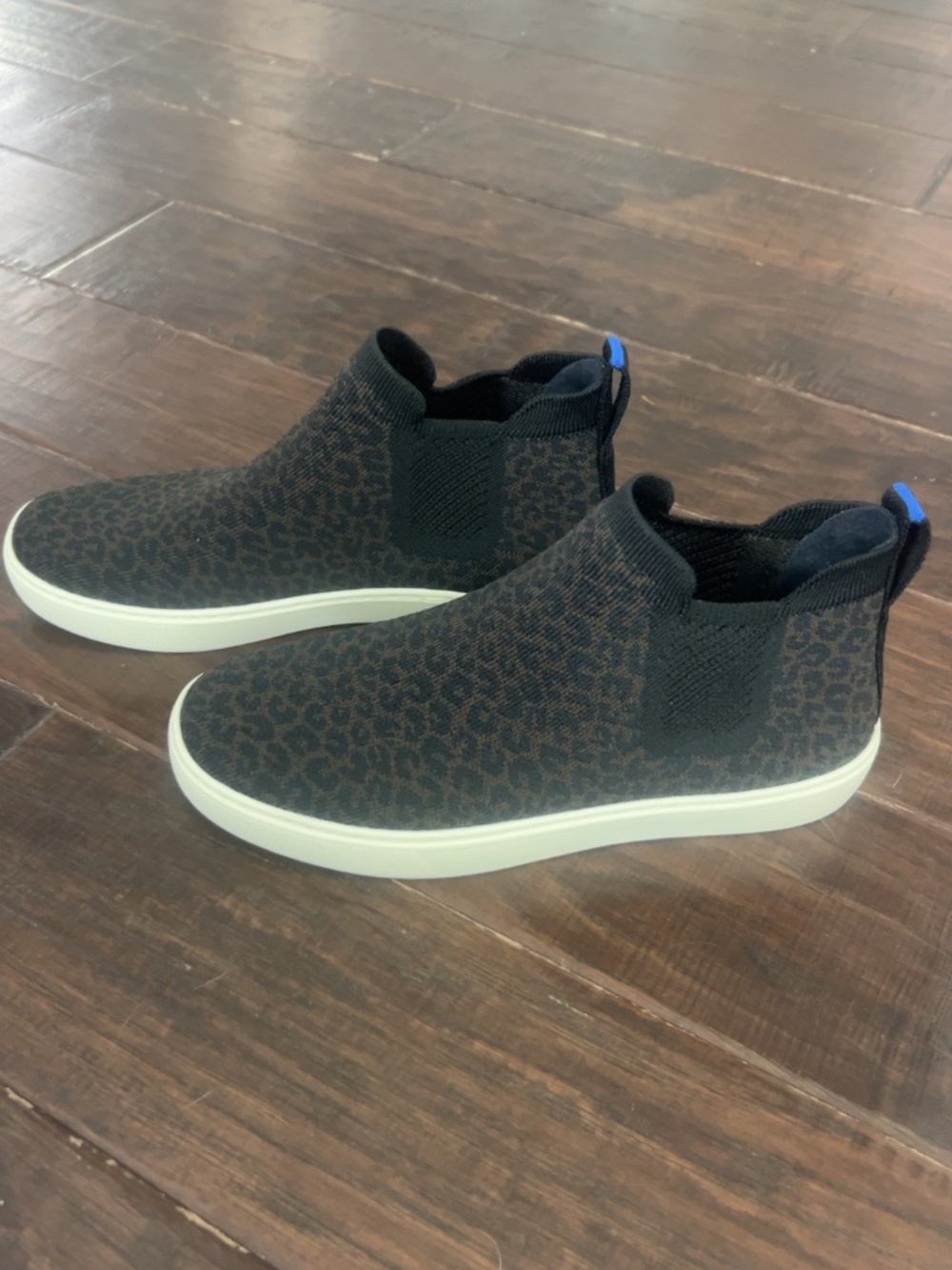 Rothy’s The Chelsea Espresso Spot Leopard Sneakers Size 8 Unworn